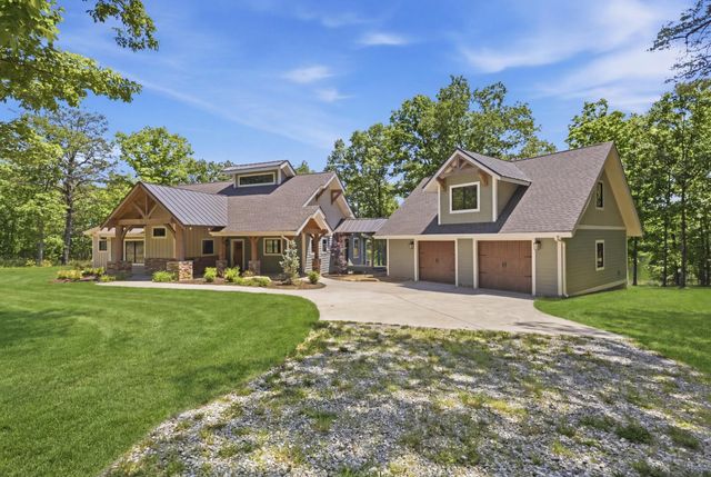 722 Hemlock Ln, Spencer, TN 38585