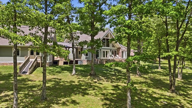 722 Hemlock Ln, Spencer, TN 38585