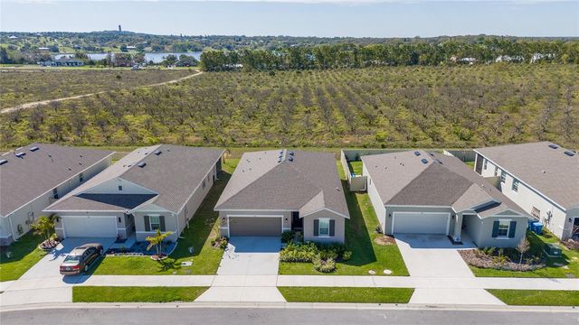 564 HENNEPIN LOOP, Lake Wales, FL 33898