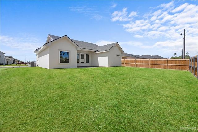 1821 N Mangrove Street, San Juan, TX 78589