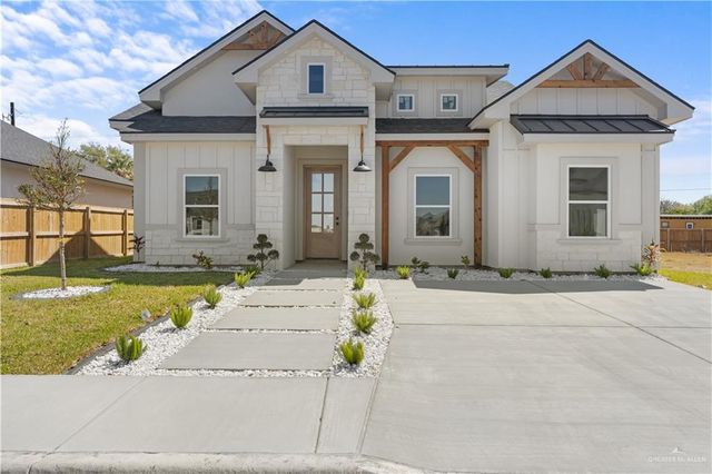 1821 N Mangrove Street, San Juan, TX 78589