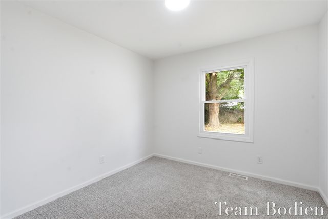 5526 Bedford Street, Portage, MI 49002