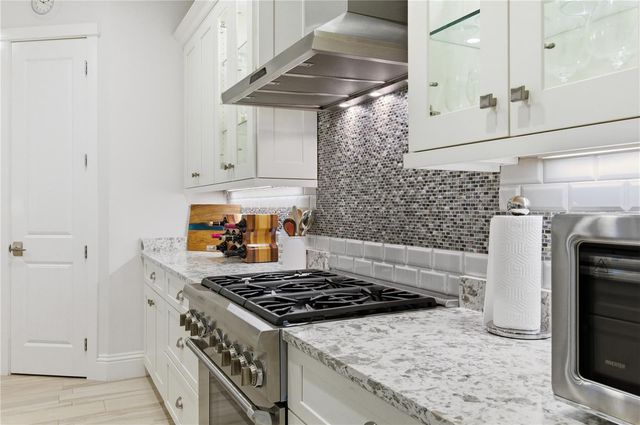 3919 ROBERTS POINT ROAD, Sarasota, FL 34242