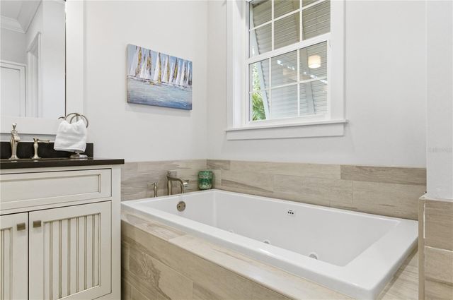 3919 ROBERTS POINT ROAD, Sarasota, FL 34242