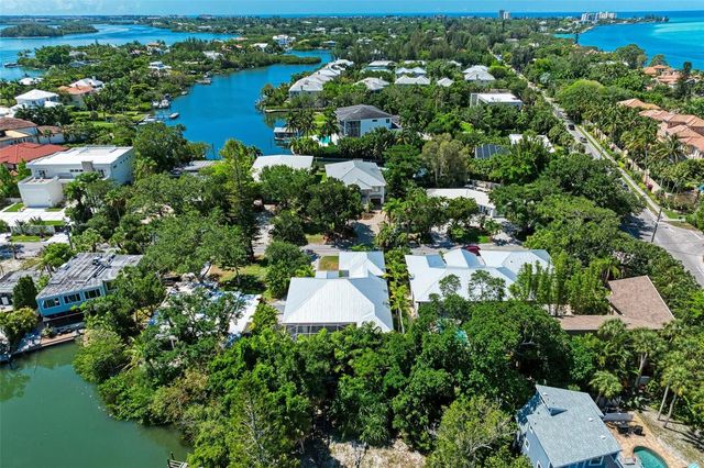 3919 ROBERTS POINT ROAD, Sarasota, FL 34242