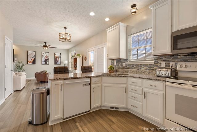 6616 Westwood Drive, Charlestown, IN 47111