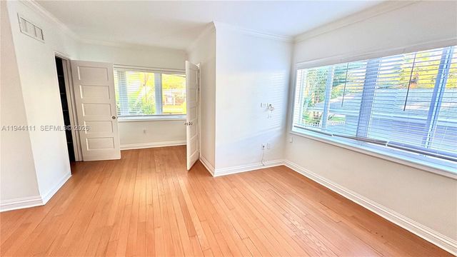 2301 S Miami Ave, Miami, FL 33129