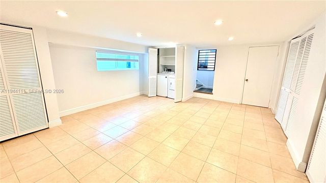 2301 S Miami Ave, Miami, FL 33129