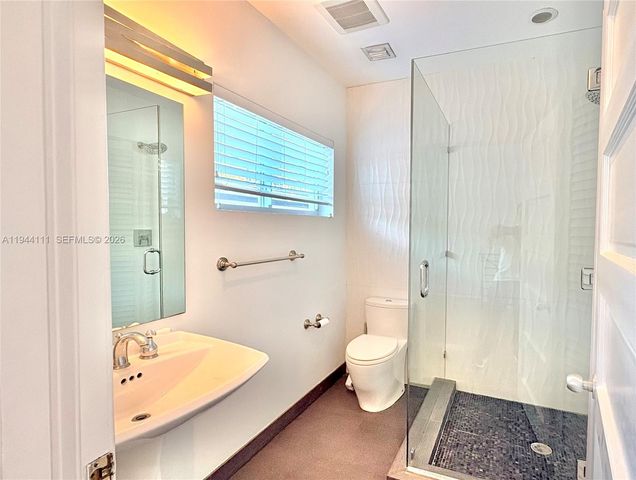 2301 S Miami Ave, Miami, FL 33129