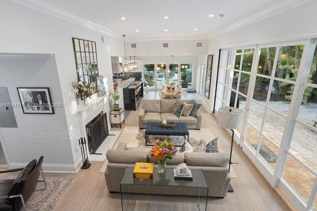 2301 S Miami Ave, Miami, FL 33129