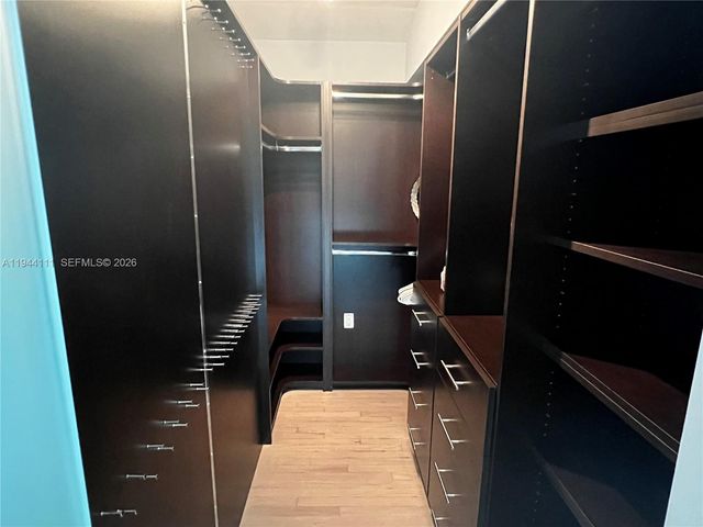 2301 S Miami Ave, Miami, FL 33129