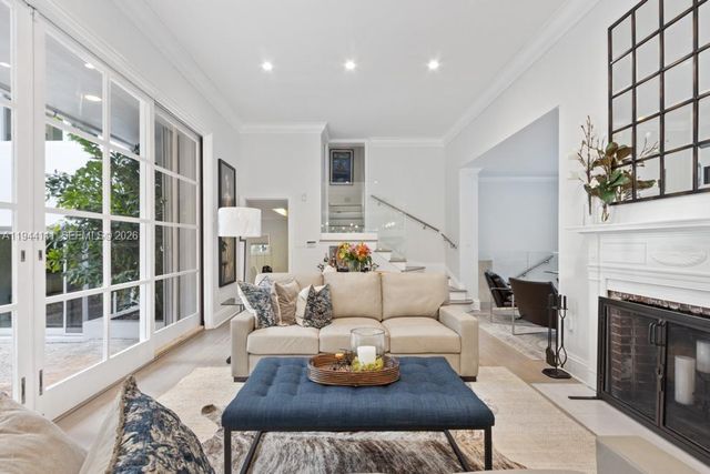 2301 S Miami Ave, Miami, FL 33129