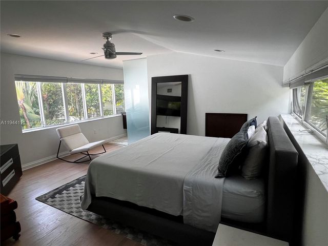 2301 S Miami Ave, Miami, FL 33129