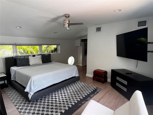 2301 S Miami Ave, Miami, FL 33129