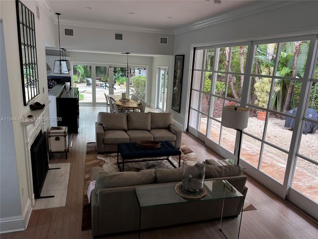 2301 S Miami Ave, Miami, FL 33129