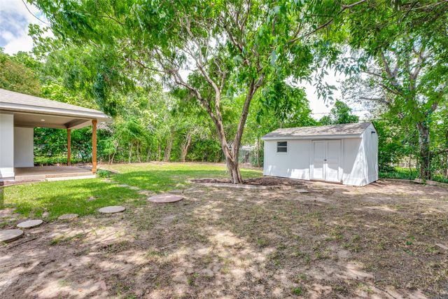 5417 Sabelle Lane, Haltom City, TX 76117