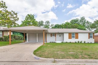5417 Sabelle Lane, Haltom City, TX 76117