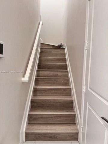 4342 Lago Dr, Pompano Beach, FL 33064