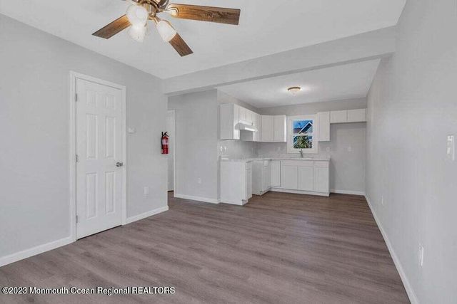 7 Pollys Park Drive, Toms River, NJ 08753