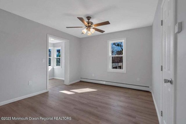 7 Pollys Park Drive, Toms River, NJ 08753