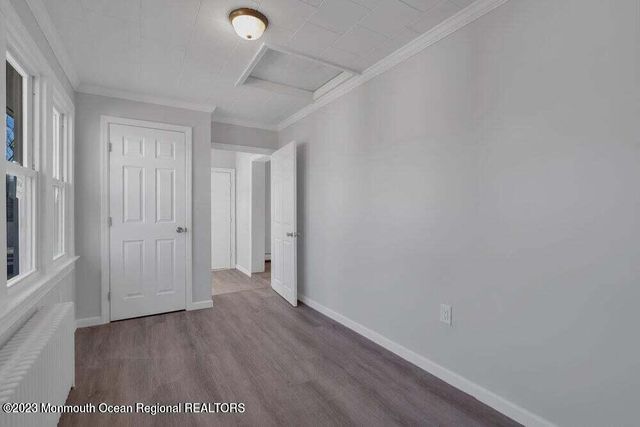 7 Pollys Park Drive, Toms River, NJ 08753