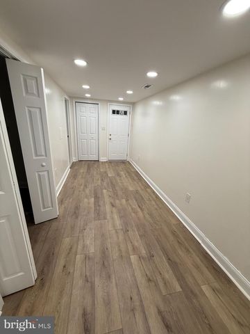 2720 E BIDDLE ST, Baltimore, MD 21213