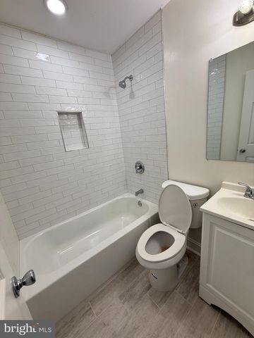 2720 E BIDDLE ST, Baltimore, MD 21213