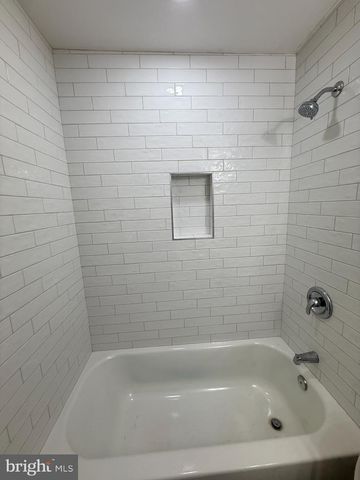 2720 E BIDDLE ST, Baltimore, MD 21213