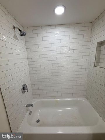 2720 E BIDDLE ST, Baltimore, MD 21213