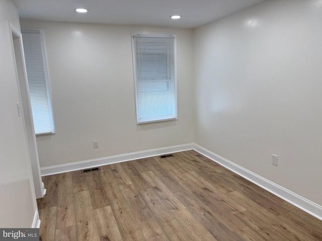 2720 E BIDDLE ST, Baltimore, MD 21213