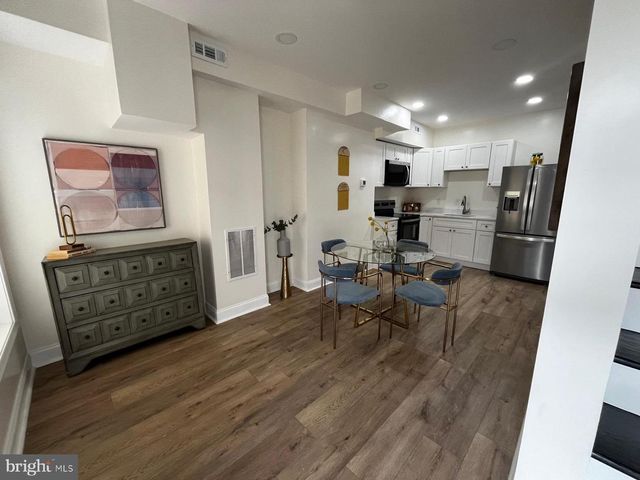 2720 E BIDDLE ST, Baltimore, MD 21213