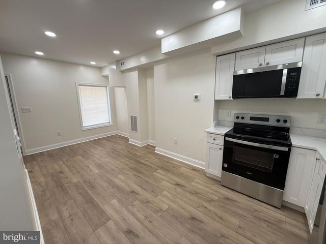 2720 E BIDDLE ST, Baltimore, MD 21213