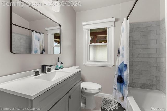 29530 Robert Drive, Livonia, MI 48150