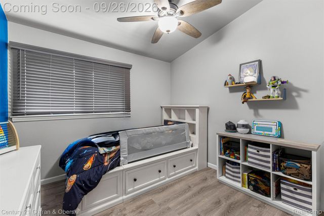 29530 Robert Drive, Livonia, MI 48150