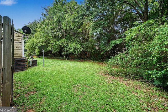 1674 Hunting Creek Drive, Conyers, GA 30013