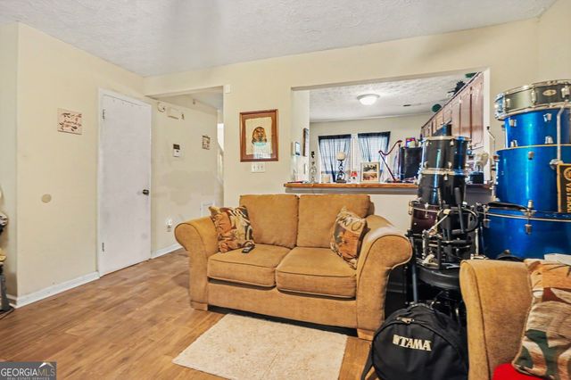 1674 Hunting Creek Drive, Conyers, GA 30013