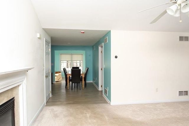 27 Bowes Circle, Hudson, NH 03051