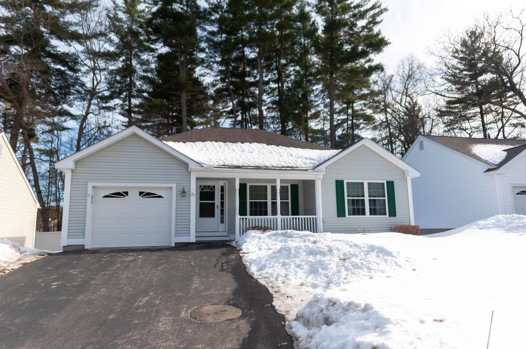 27 Bowes Circle, Hudson, NH 03051