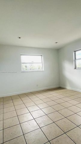 608 SW 16th Ave 3, Fort Lauderdale, FL 33312