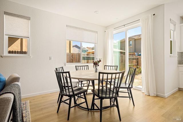 938 Fruit Stand Cir, Vacaville, CA 95688