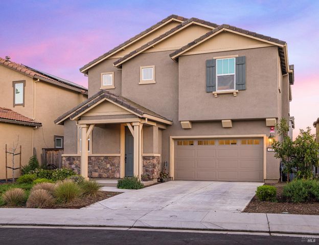 938 Fruit Stand Cir, Vacaville, CA 95688