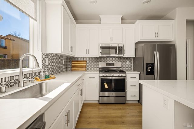 938 Fruit Stand Cir, Vacaville, CA 95688