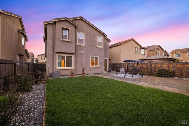 938 Fruit Stand Cir, Vacaville, CA 95688