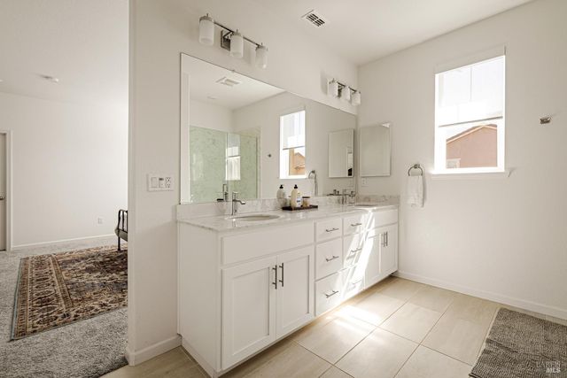 938 Fruit Stand Cir, Vacaville, CA 95688