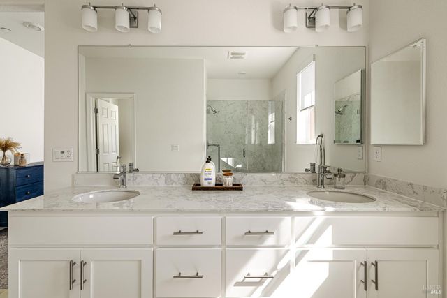 938 Fruit Stand Cir, Vacaville, CA 95688