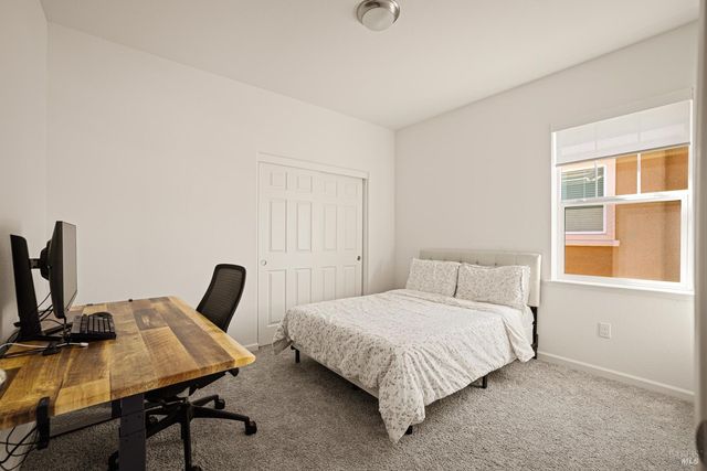 938 Fruit Stand Cir, Vacaville, CA 95688