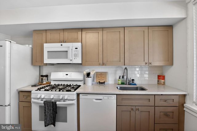 47 E MADISON AVE, Clifton Heights, PA 19018