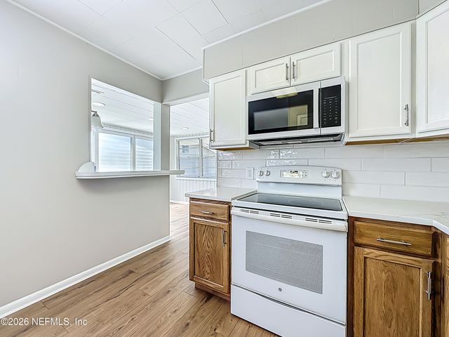 9232 ADAMS Avenue, Jacksonville, FL 32208