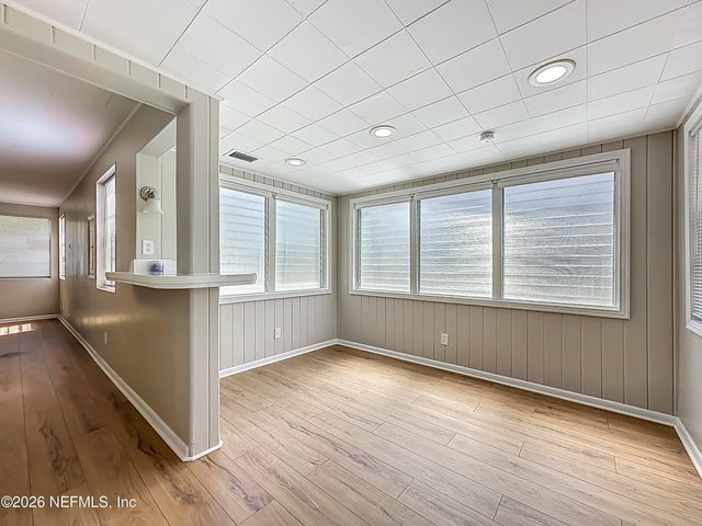 9232 ADAMS Avenue, Jacksonville, FL 32208