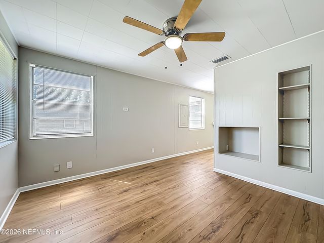 9232 ADAMS Avenue, Jacksonville, FL 32208